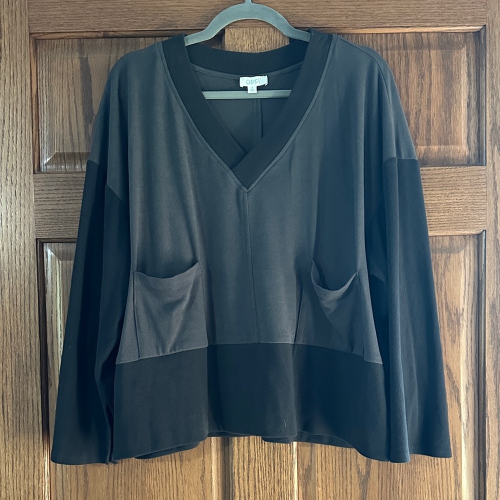 ODDI Gray Ribbed Top